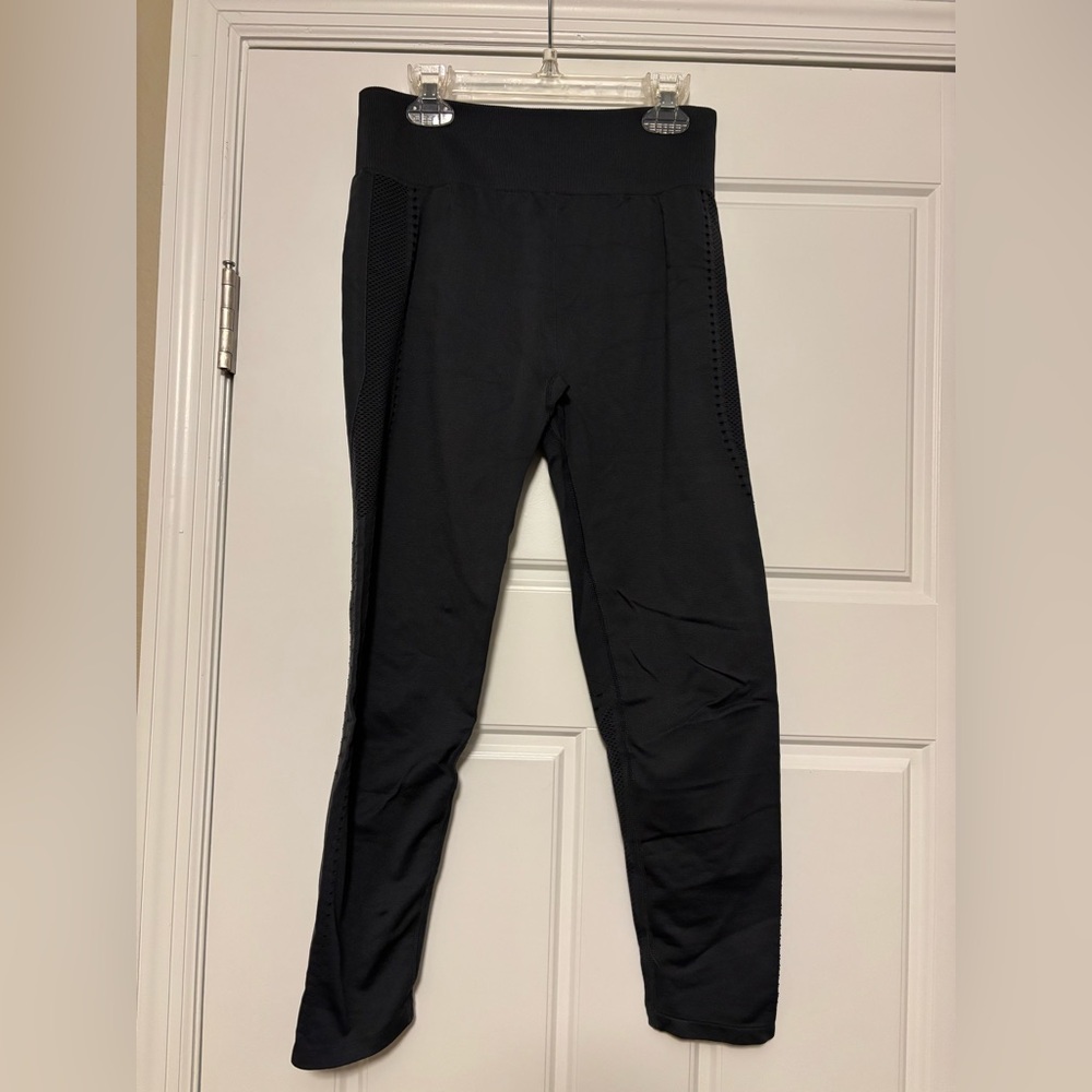 Fabletics 7/8 Charcoal Gray High Waist Leggings Essential Activewear